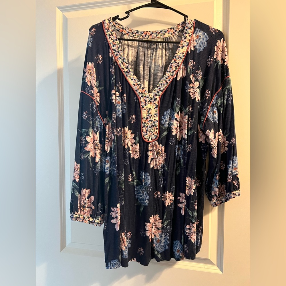 Super cute blouse from stitch fix